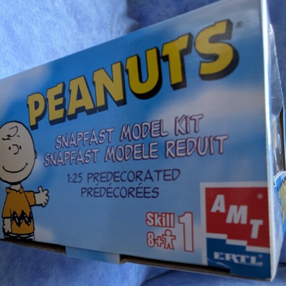 Vintage Woodstock Snapfast model kit - Picture 7 of 9